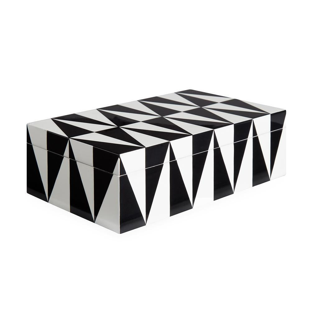 medium op art box